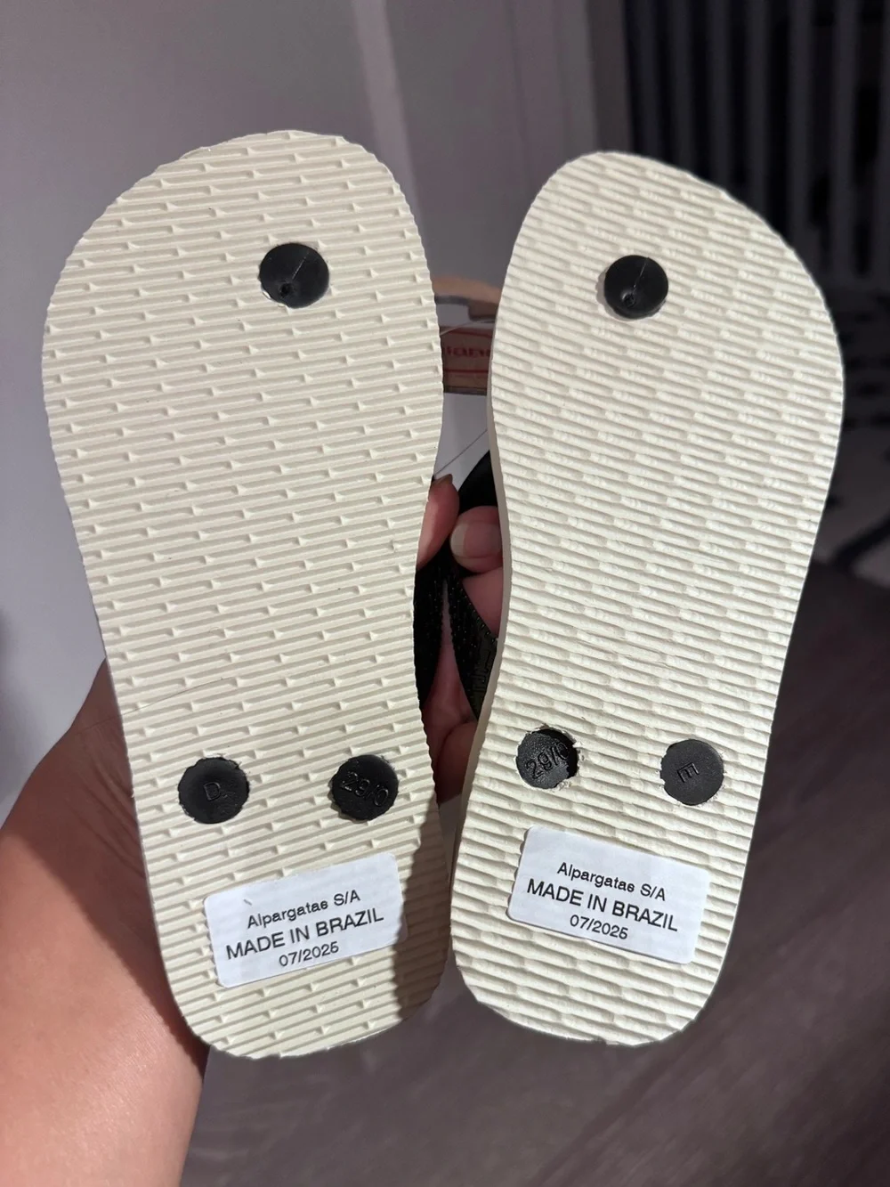 Havaianas Kids Flip Flops Mickey Mouse Boys Sz 13 NWT Made In Brazil Beach Pool